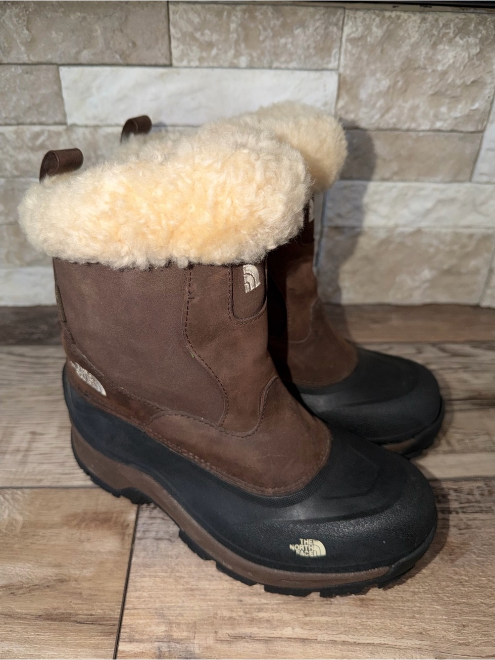 The North Face Greenland II Boots Women’s 7 Brown Primaloft 400 Grams Fleece